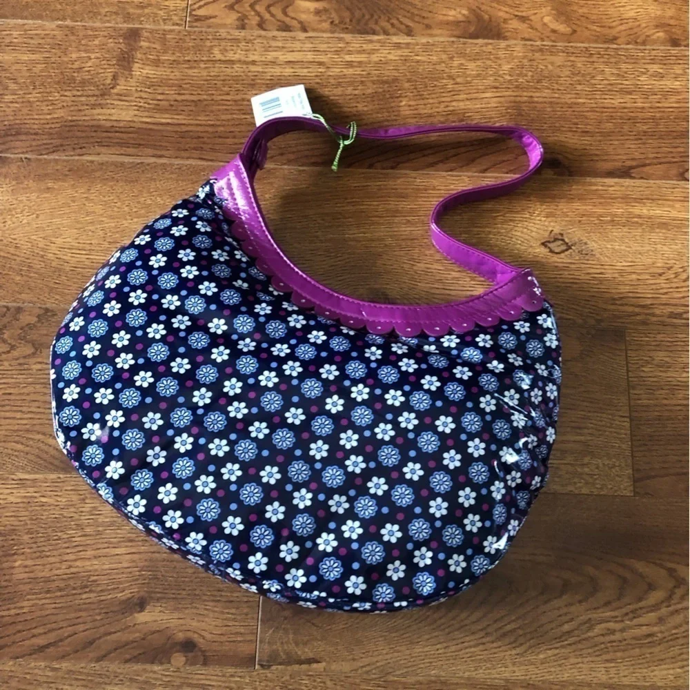 Vera Bradley Hotsy Totsy Hobo in boysenberry print (tiny Flaw)